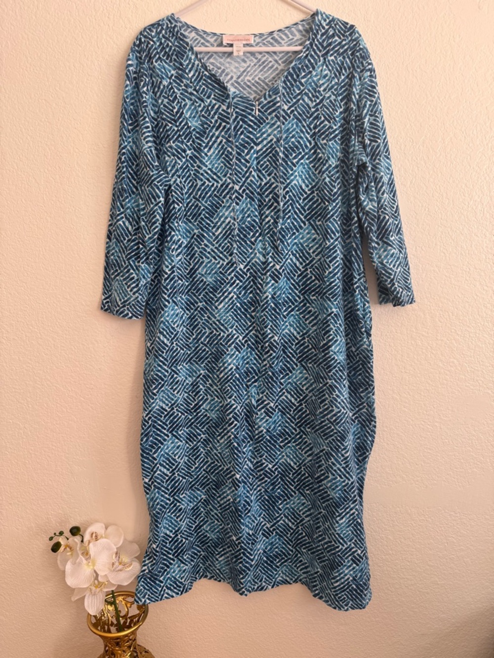 Stan Herman Blue Geometric Long Sleeve V-Neck Dress